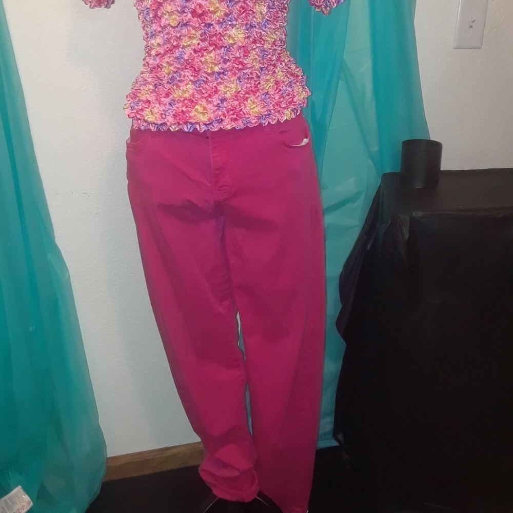 CELEBRITY PINK PANTS WITH SHIRT